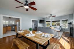 South Park Charmer | Close to Zoo | Backyard Oasis