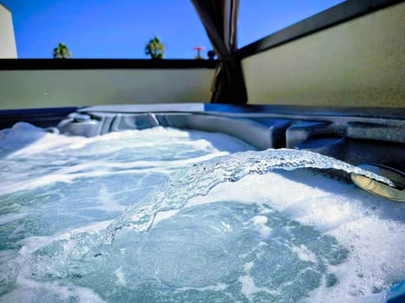Modern Apt with Balcony Hot Tub, ADA Compliant
