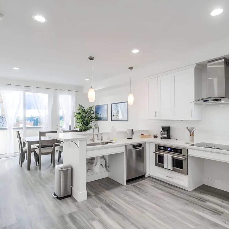 Park Blvd 301 | Modern | Urban Oasis | SPA